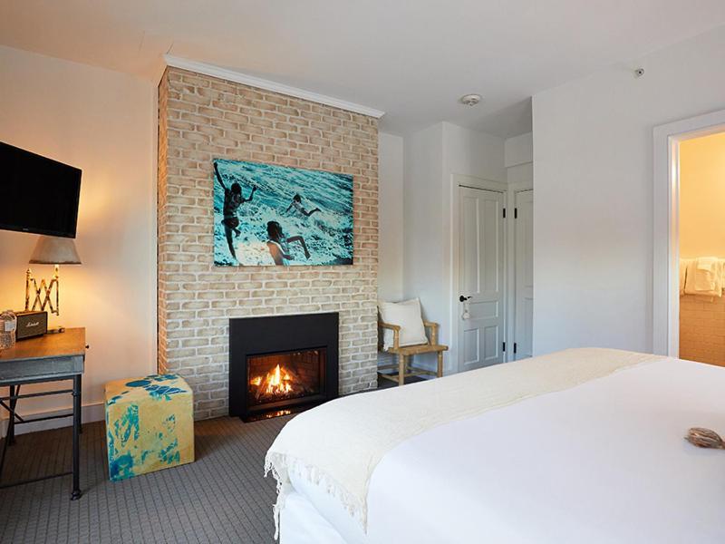 Shelter Harbor Inn Вестерлі Екстер'єр фото